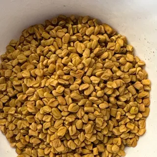 Fenugreek seeds (methi dana)