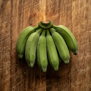 Raw banana (kacha kela)