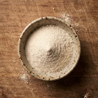 White pepper powder